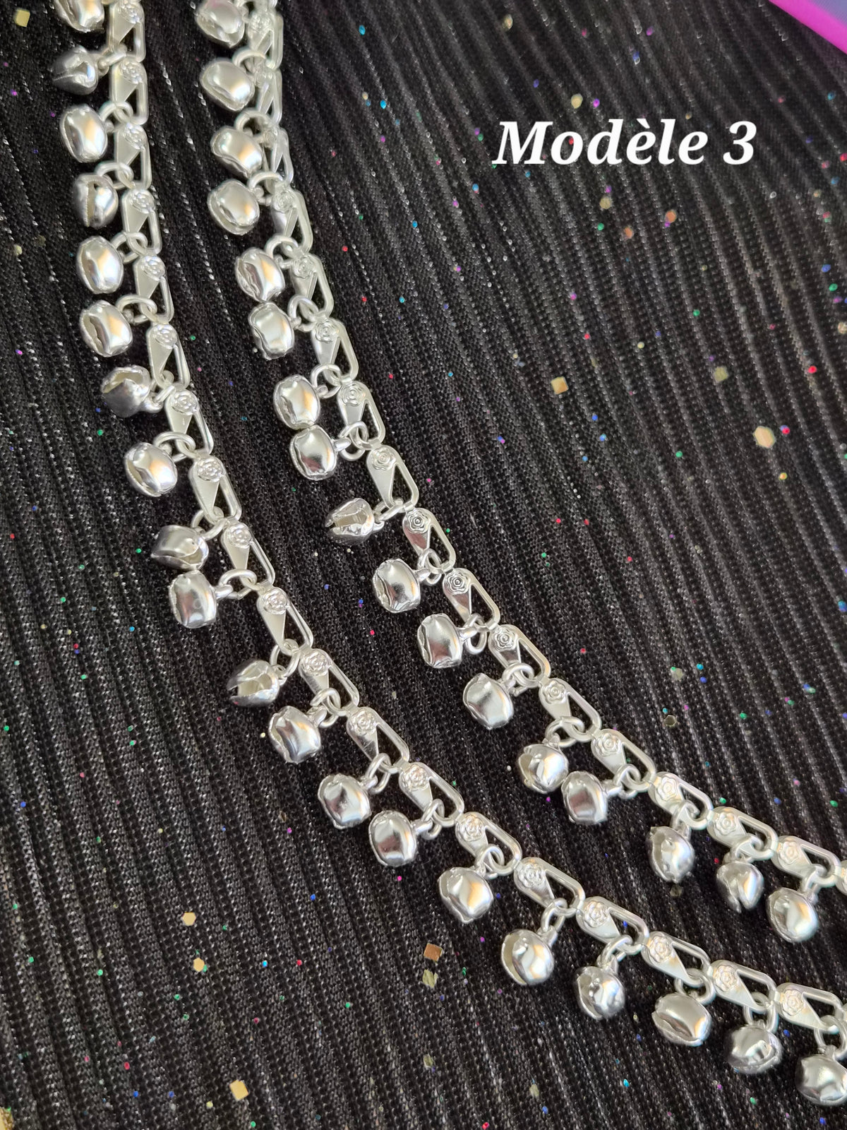 Bracelets de cheville – 8 modèles disponibles