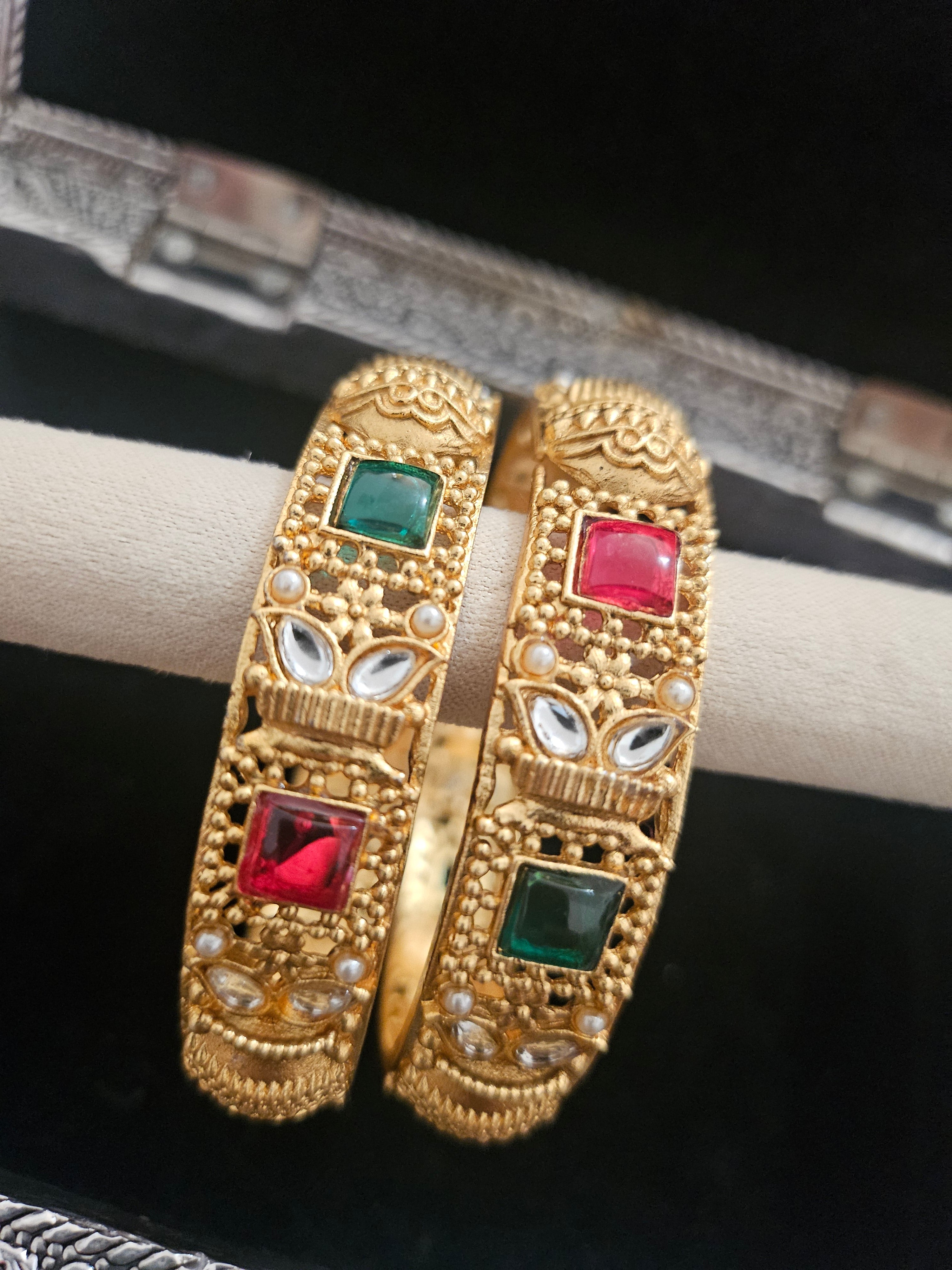 Kundan Bangles Rouge & Vert ✨