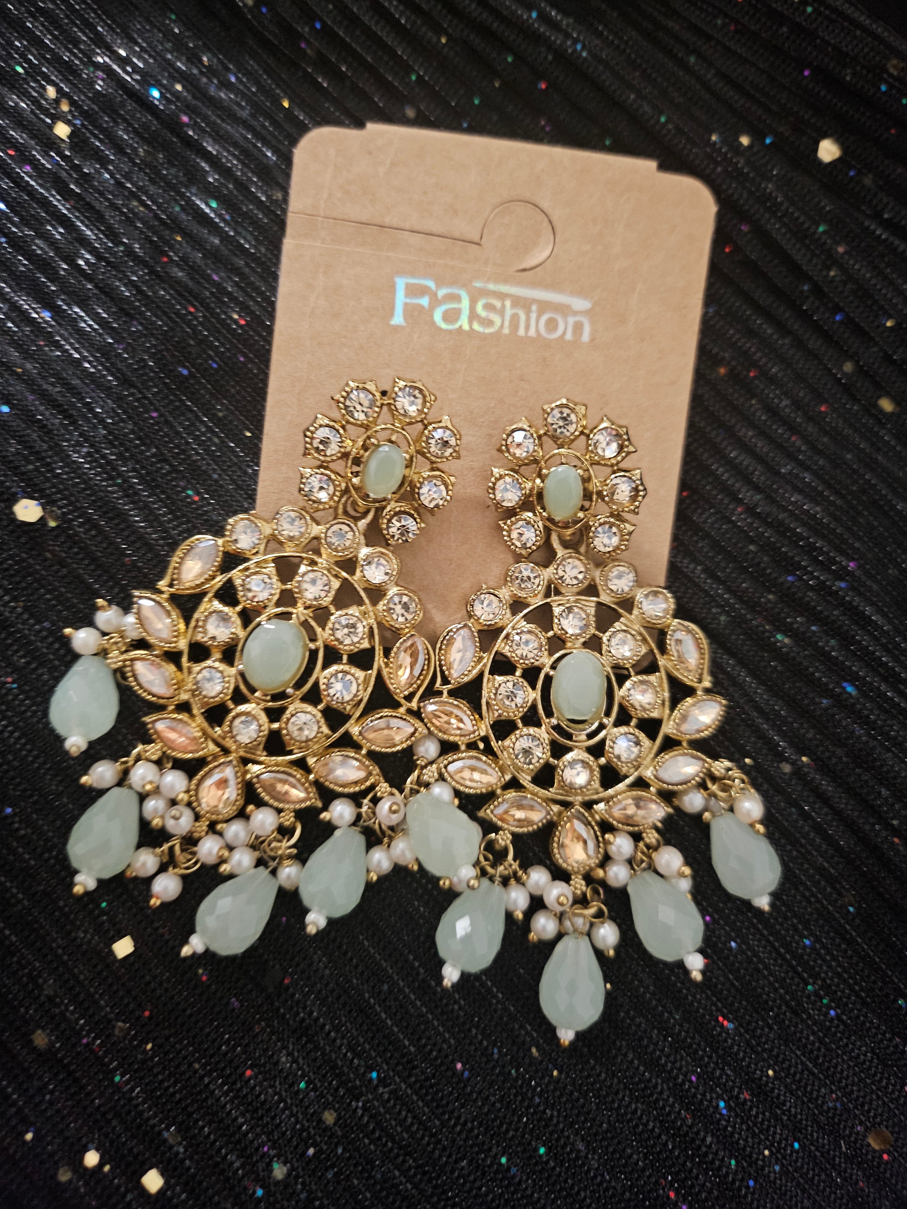 Gift box Earrings & Bangles