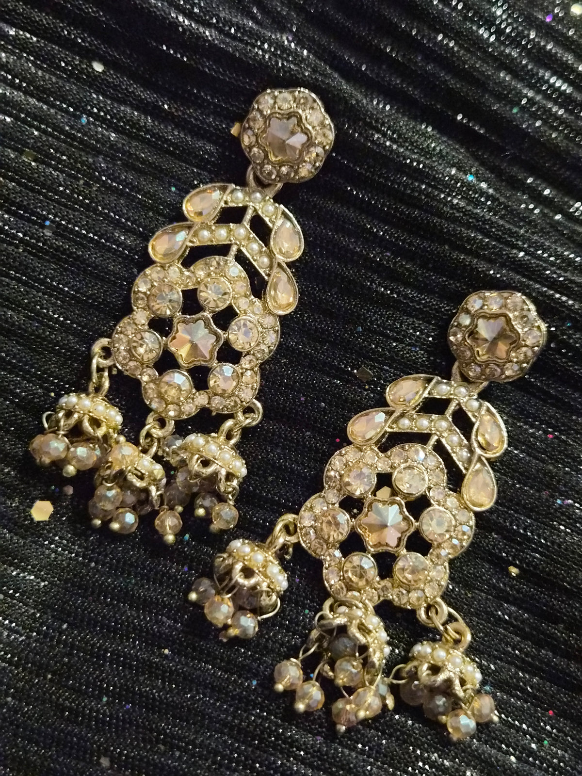 Royal Pearl Jhumka
