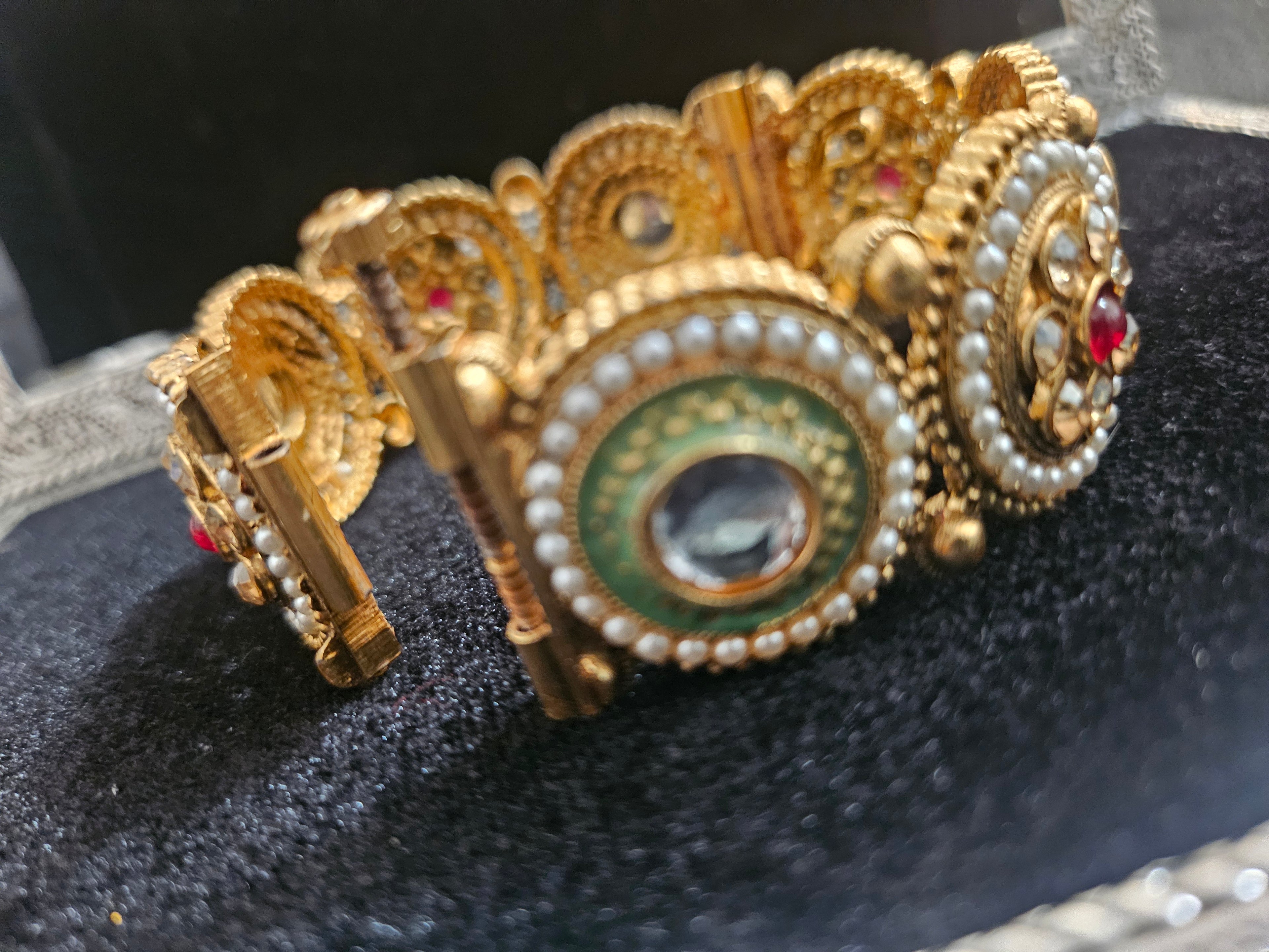Kada Bangles with screw