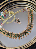 Parure Indienne Émeraude – Motifs Feuilles