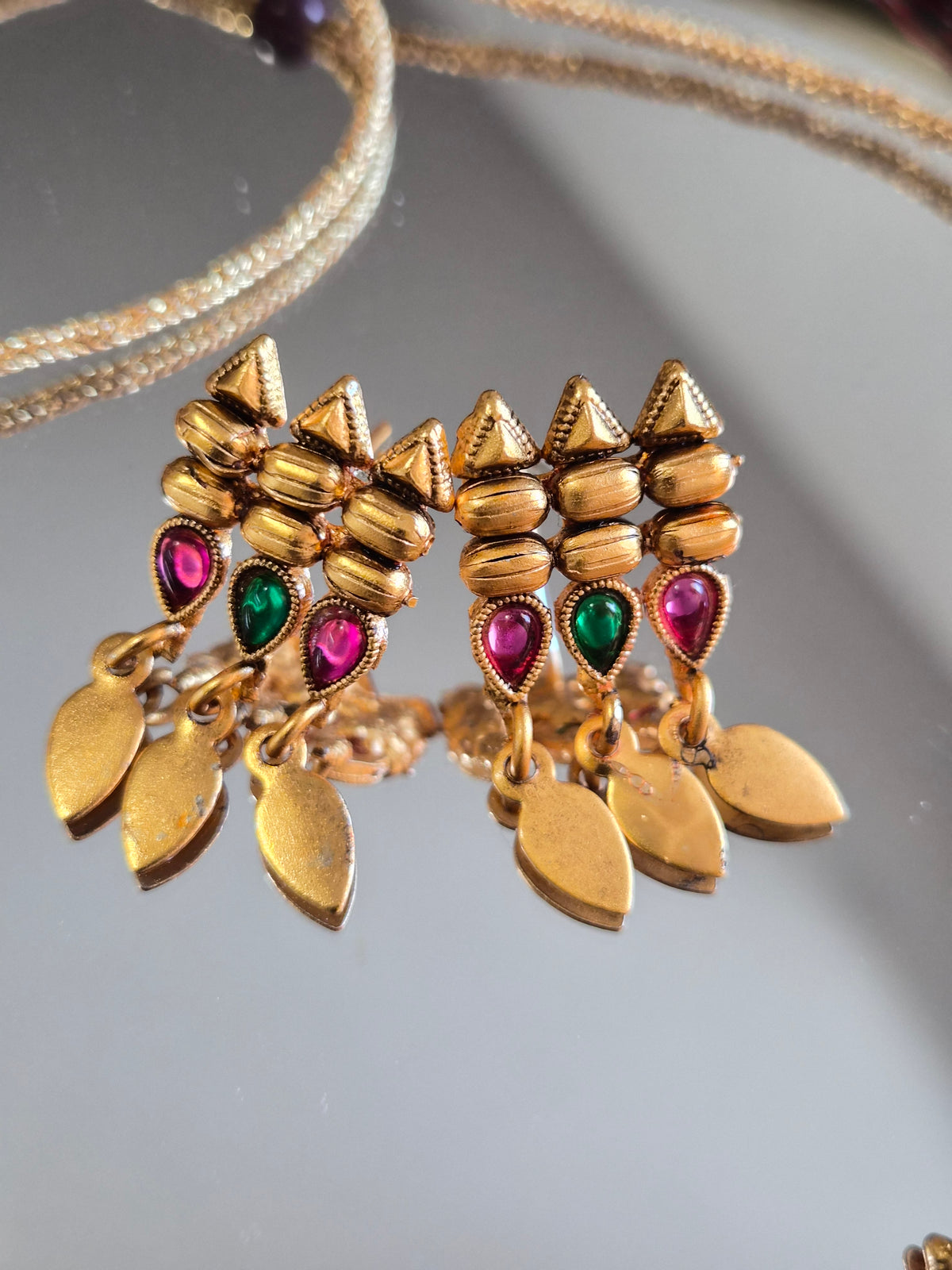 Parure Indienne Dorée – Rose & Vert